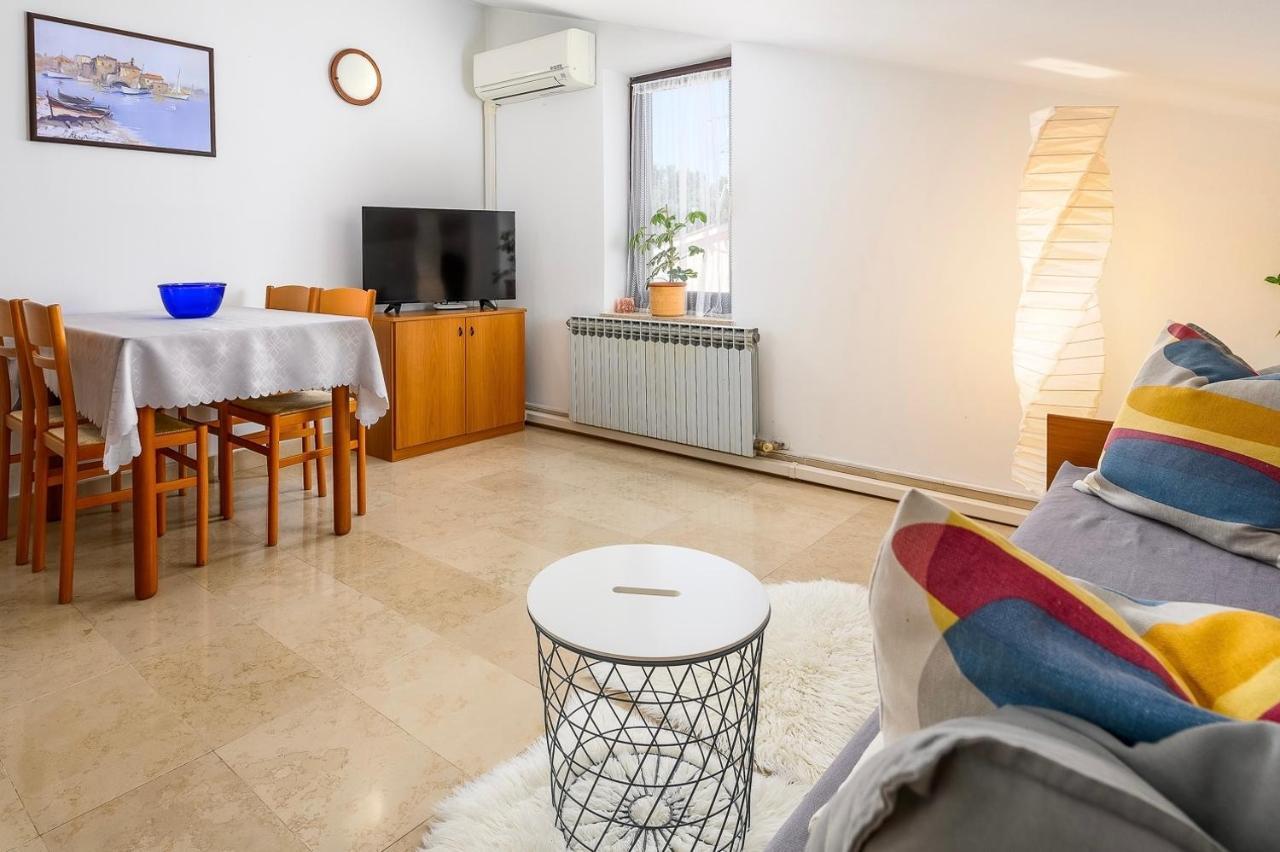 Apartman Percan Premantura Exterior foto
